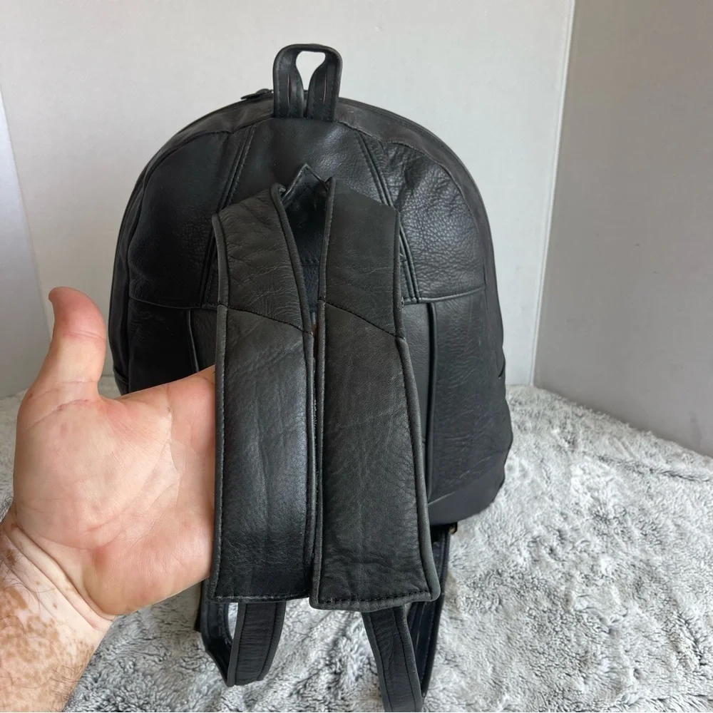 Handmade Soft Leather Men’s Backpack - Black